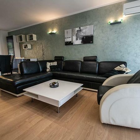Cave Romane Apartment With Private Pool And Sea View วิงกุรัน ภายนอก รูปภาพ