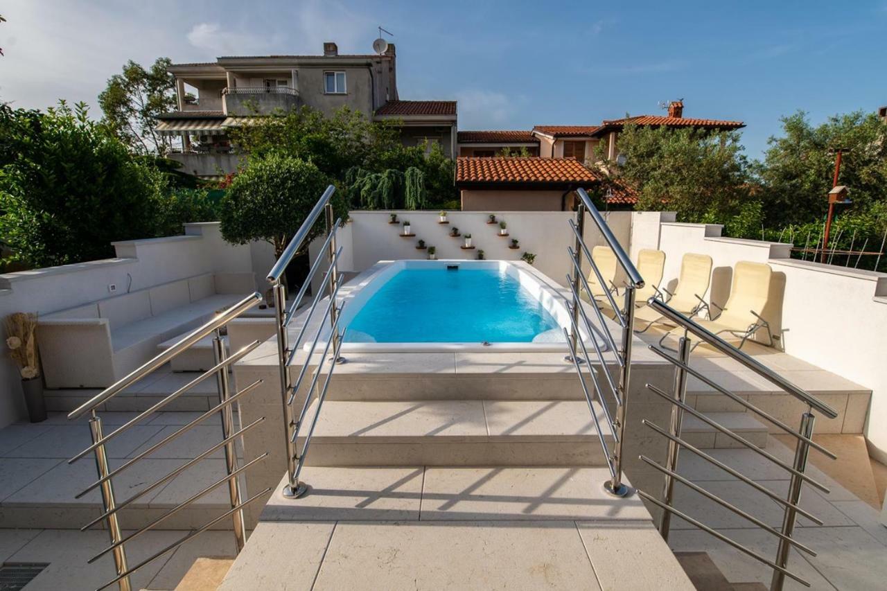 Cave Romane Apartment With Private Pool And Sea View วิงกุรัน ภายนอก รูปภาพ